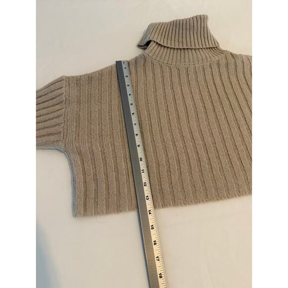 Forever 21 Women's Small Turtle Neck Cropped Sweater 90's Y2K Fall Neutral - Picture 8 of 9
